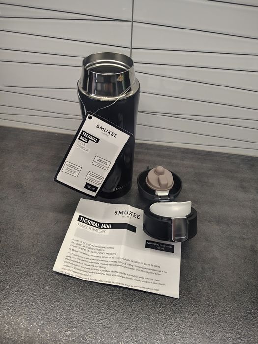 Smukee Kubek termiczny czarny