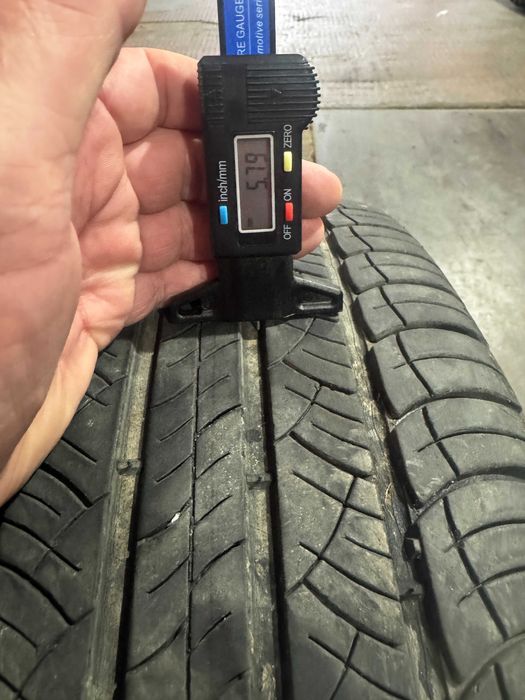 Pneu  Michelin 235/55 R 17