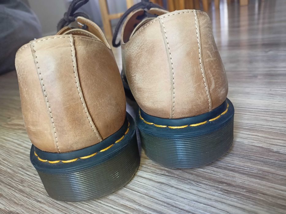 Buty Dr Martens półbuty sznurowane 26652