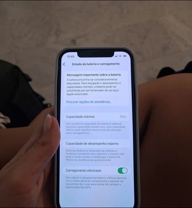 iPhone 12, excelente estado