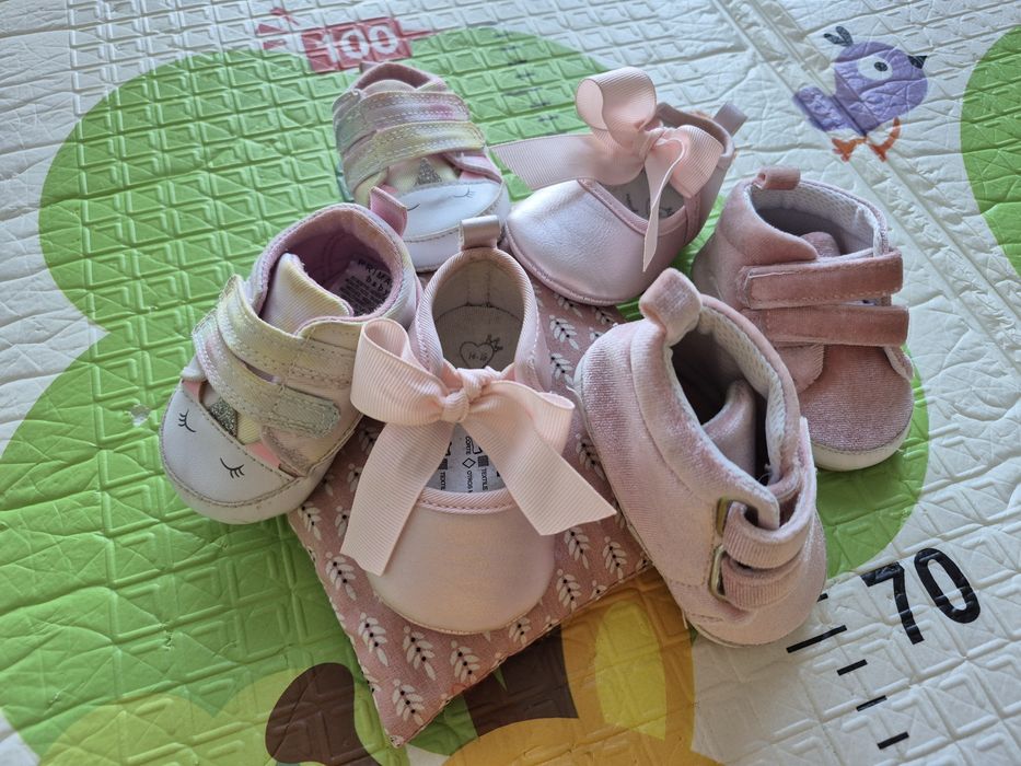 Lote sapatos bebé menina