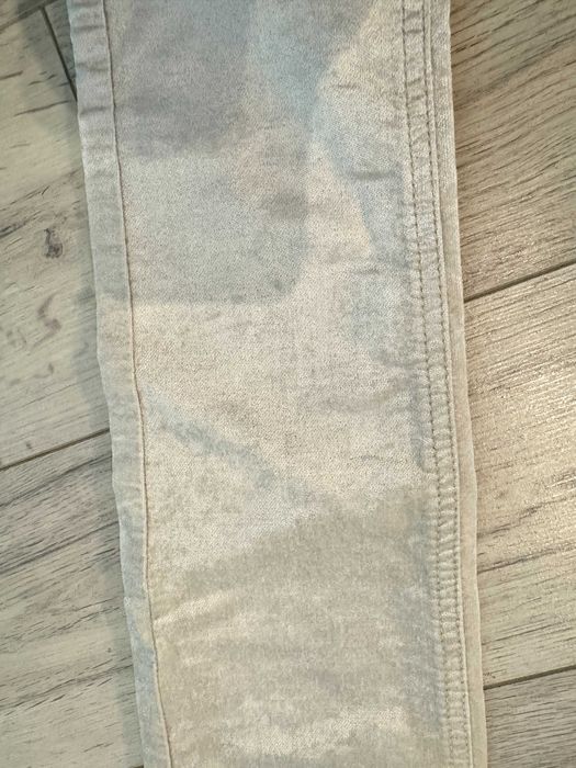 Beżowe spodnie z efektem weluru Cheap Monday