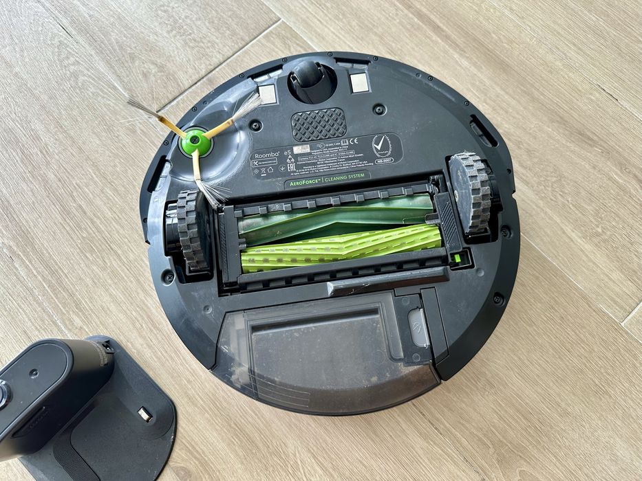 iRobot Roomba e5 (Avariado)