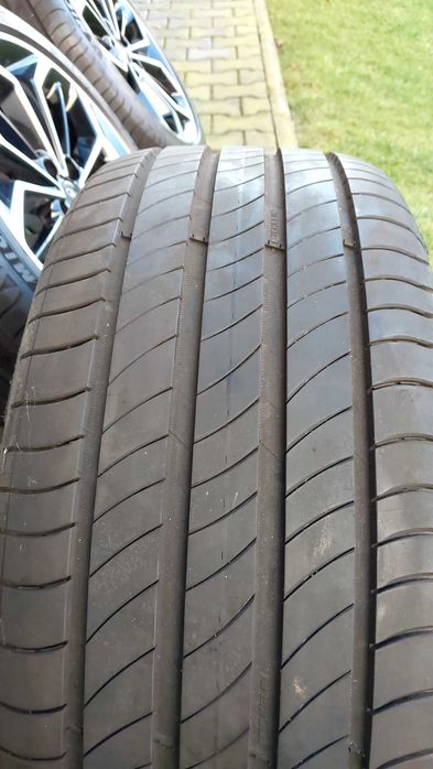 Koła, orginalne felgi aluminiowe 235x40 R18