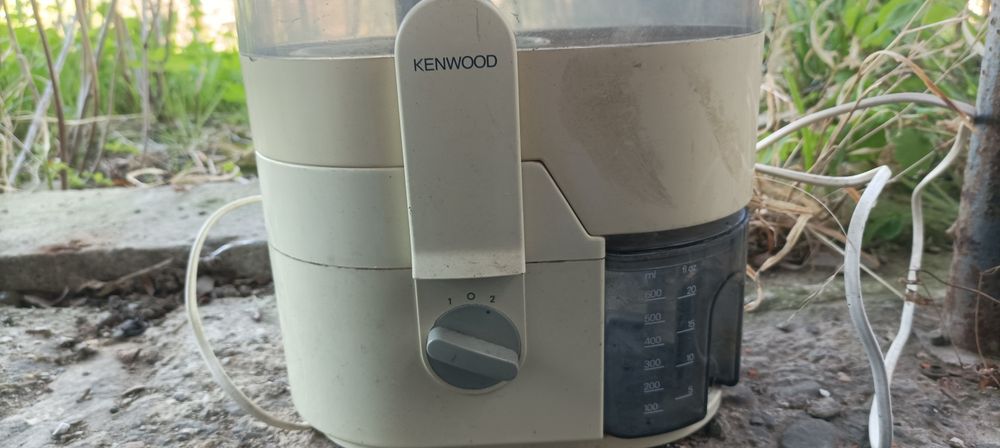 Соковижималка kenwood je500