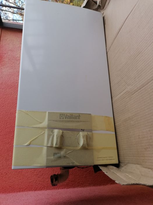 Piecyk łazienkowy  gazowy  Vaillant z Wyświetlaczem Temp. Wody