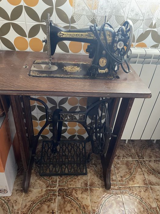 Maquina costura antiga Singer