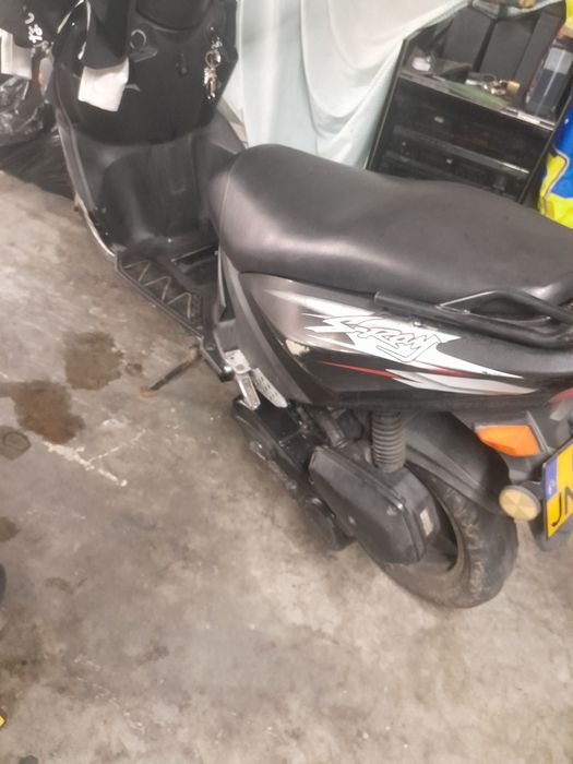 Mota Lifan 50cc a trabalhar