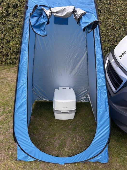 Peugeot BOXER  Kamper 4 os. 2 duże łóżka 2m/2m jadalnia w środku WC