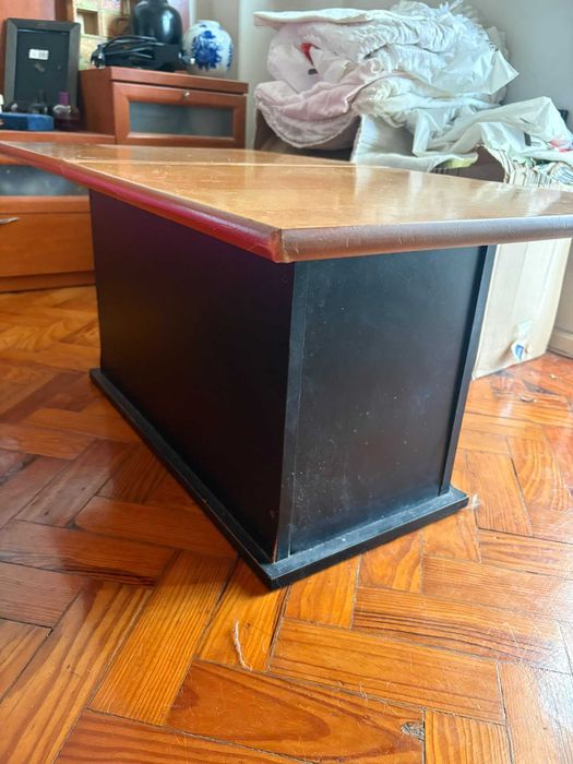 Mesa de Centro com Arrumação