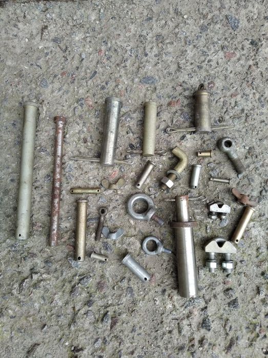 Продам пальці, хомути все що на фото, ціна договірна