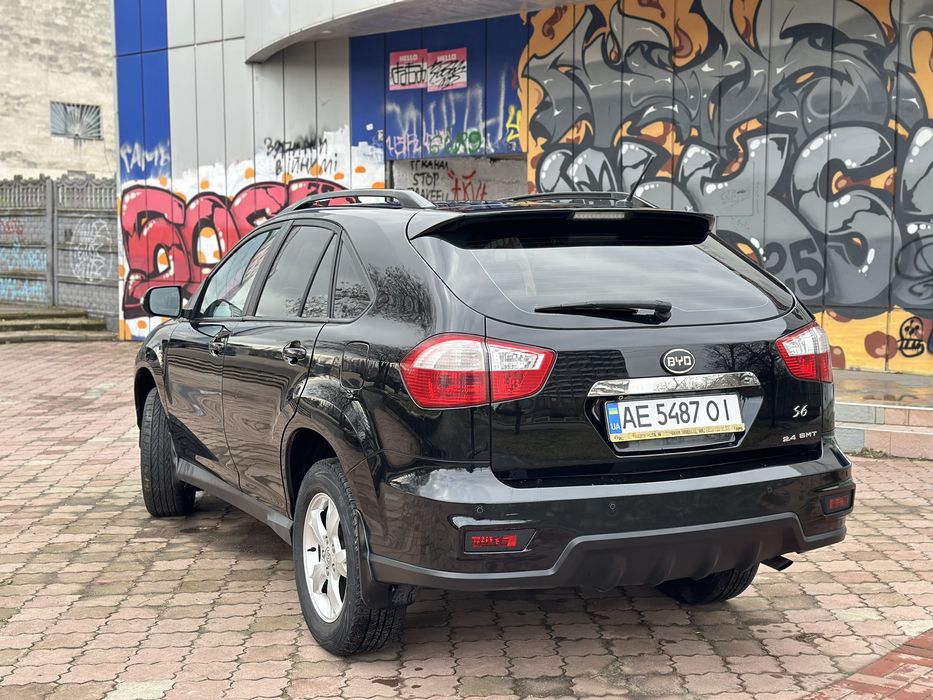 Продам BYD S6 87 т/км 2014