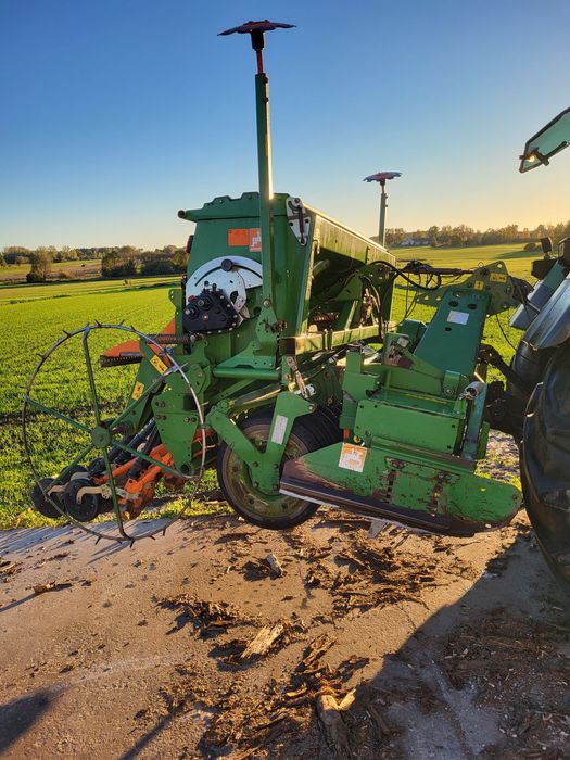 Agregat uprawowo-siewny amazone brona siewnik