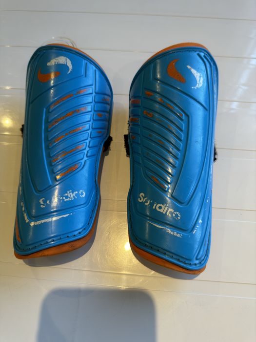 Caneleiras para desporto