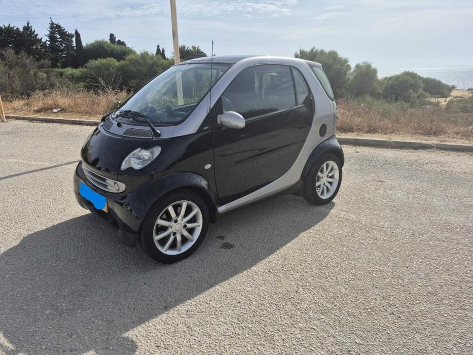 Vendo SMART FORTWO COUPÉ em Excelente estado de Conservação