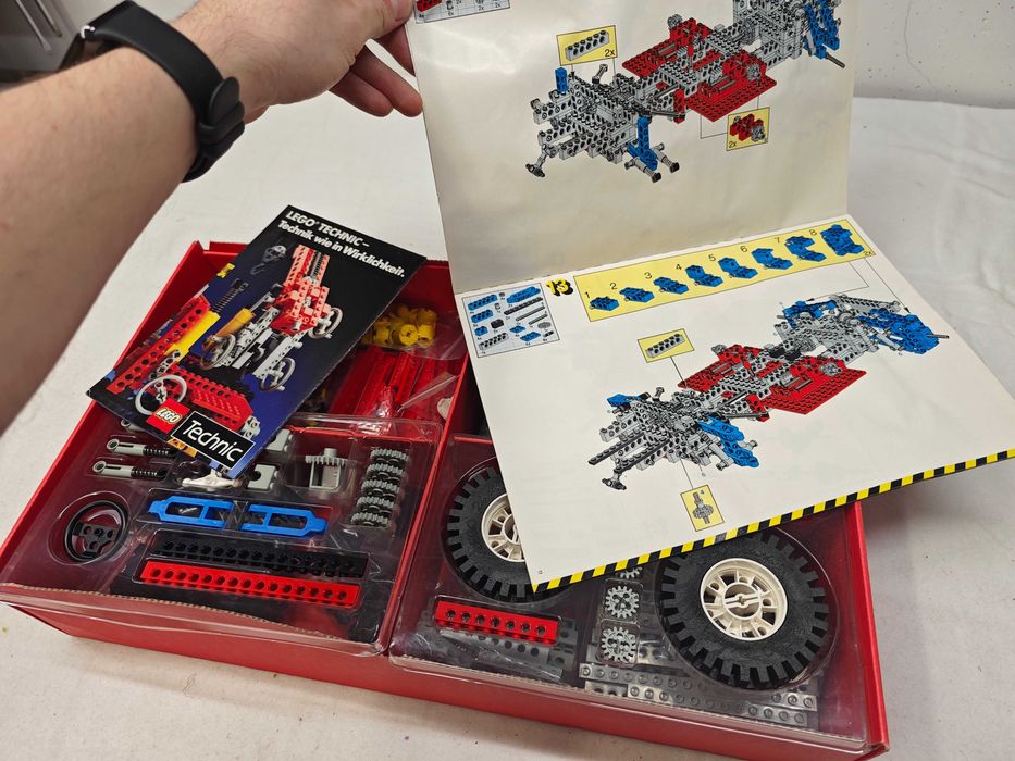 Lego Technic 8865 "Test Car"; 1988; [147]