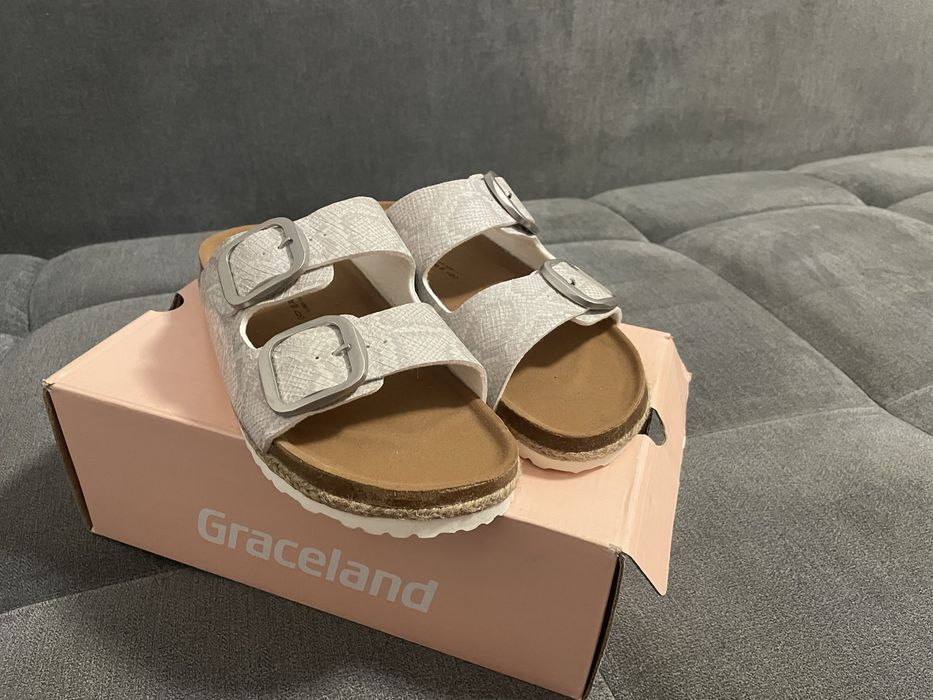 Klapki damskie Graceland