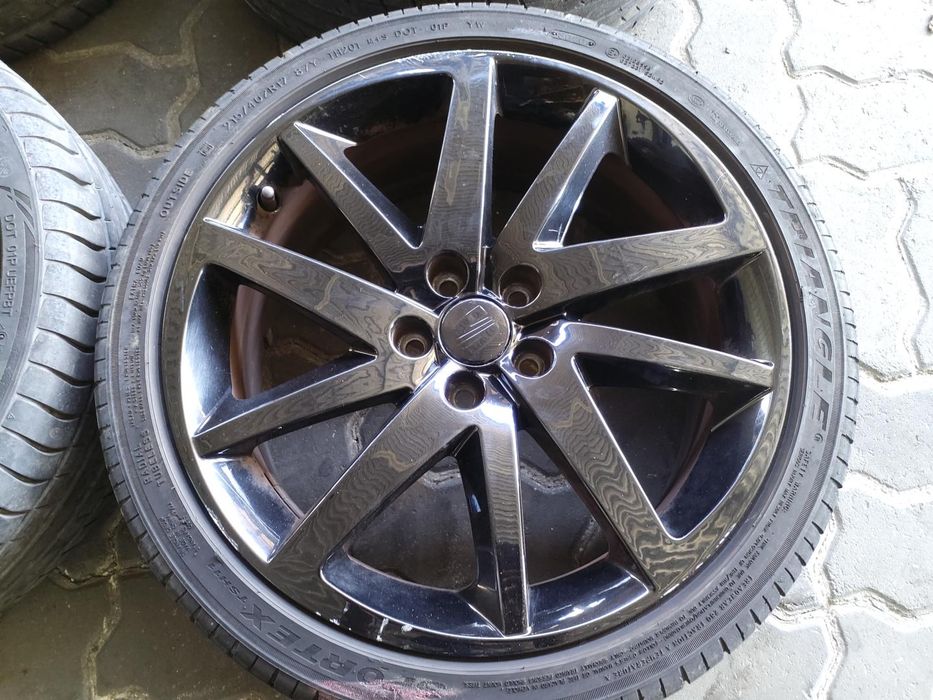 Jantes Seat R17 Com Pneus 214/40 Furação 5X100