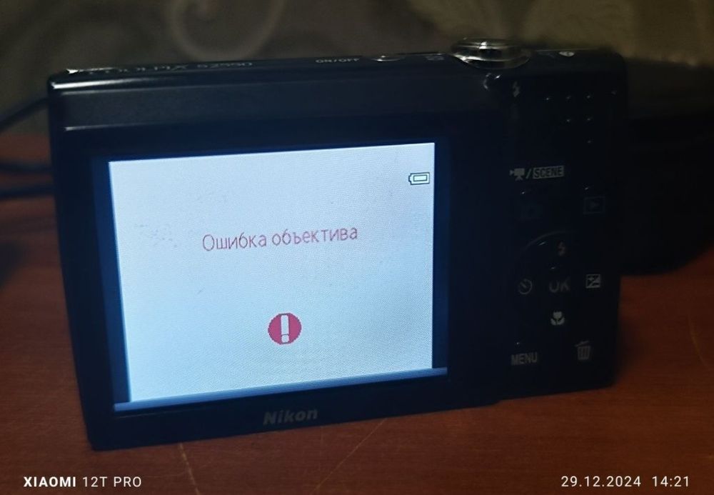 Продам фотоаппарат nikon Coolpix s2550