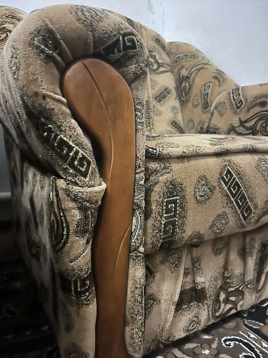 Продам мягке крісло