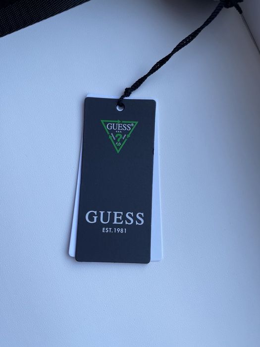 GUESS. Оригинал.