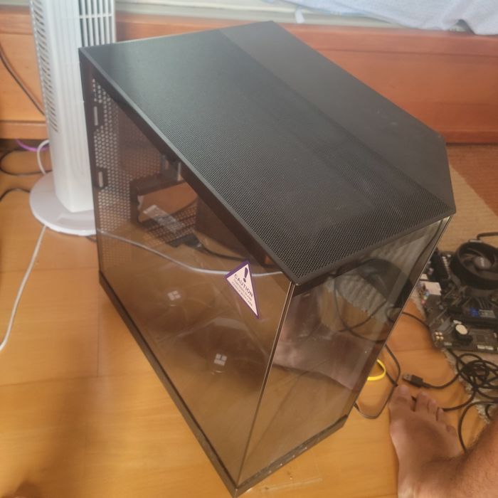 Case NZXT H6 Flow