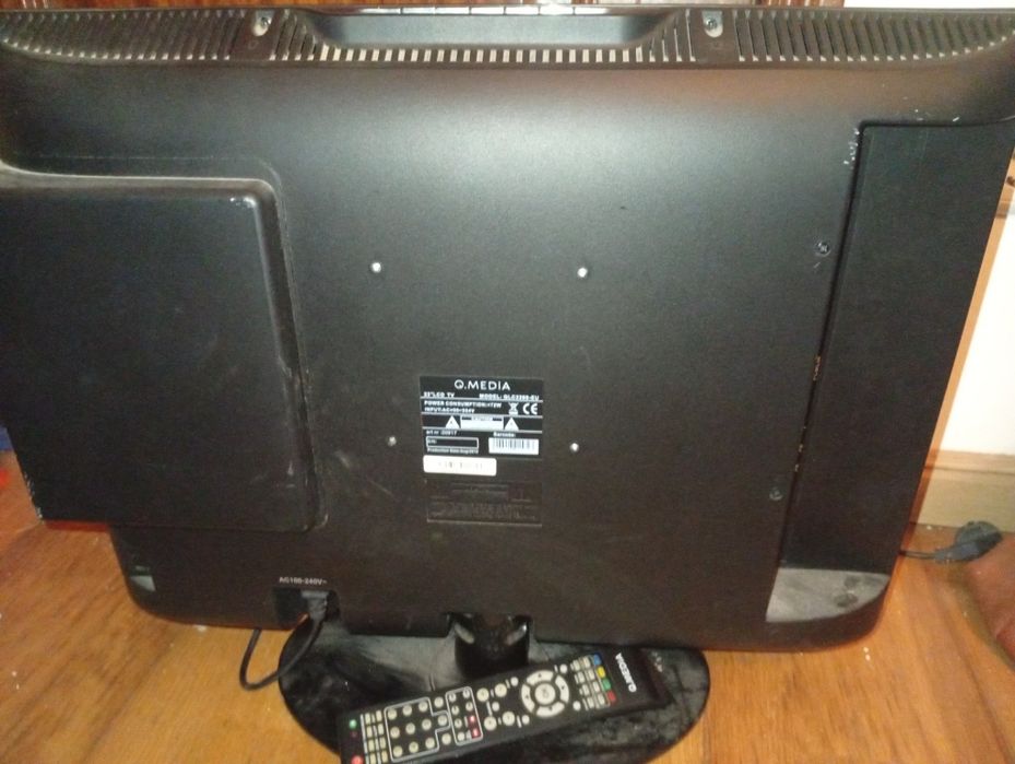 TV Televisor 22" HDMI Leitor DVD c/ Comando