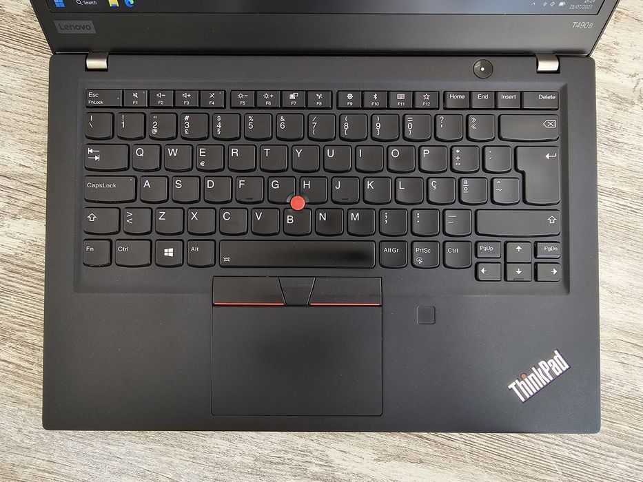 Portátil Lenovo T490s i7