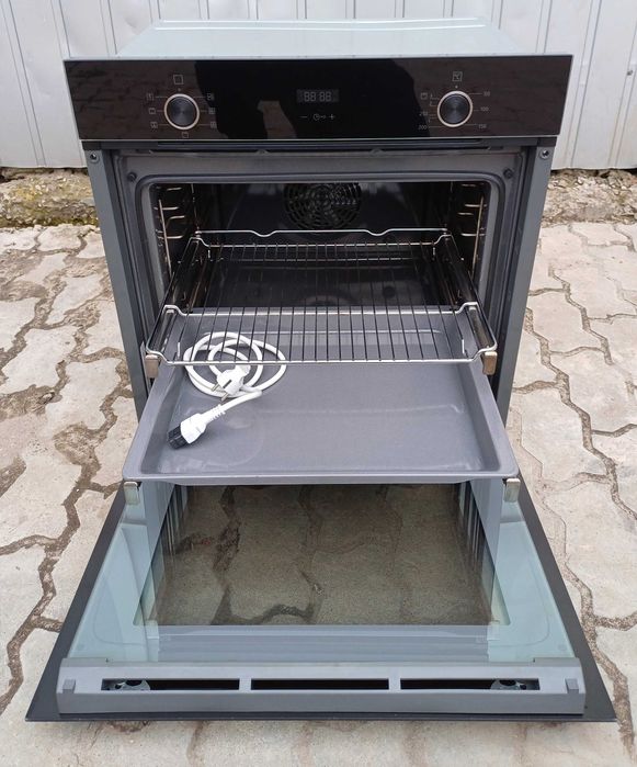 Встраиваемый духовой шкаф Сименс Siemens HB213ABS0 черный