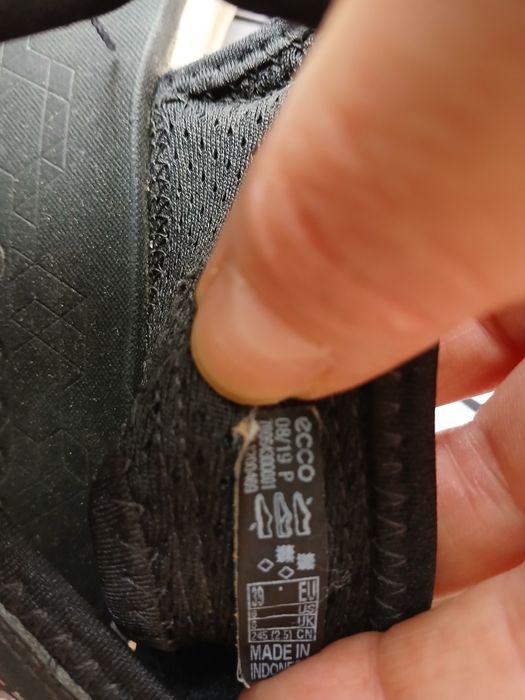 Фірмові босоніжки Ecco