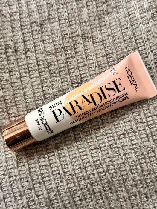 лот косметики , тональні , палетки