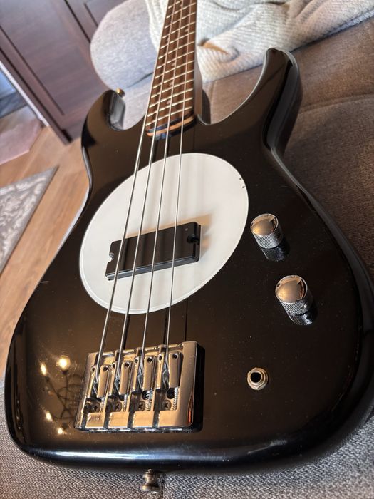 Gitara basowa Fleabass model 32 flea 34 cale
