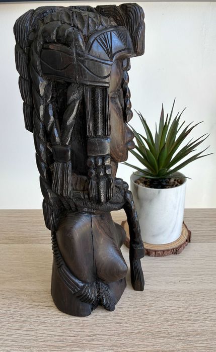 Escultura Africana em Madeira Maciça | Esculpida à Mão | Angola