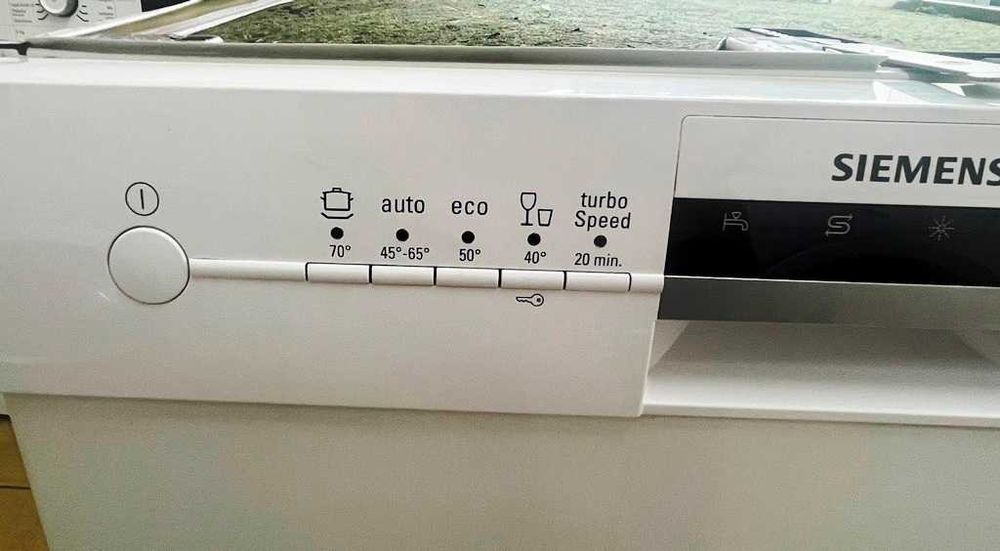 Zmywarka Siemens SN25M208EU, 60 cm, A++, 6 litrów