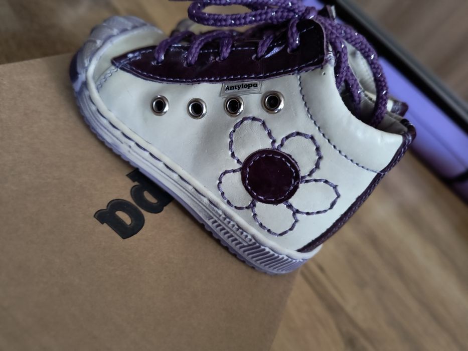 Nowe buty firmy Antylopa rozmiar 20