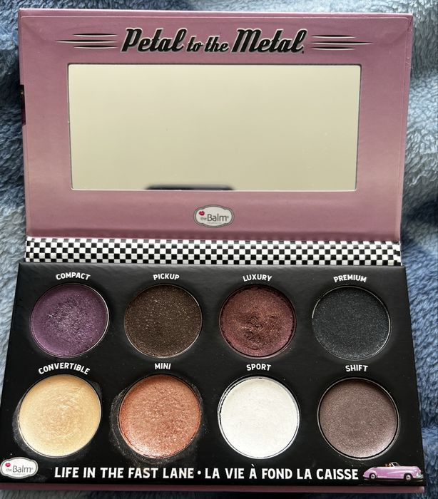 Paletka do oczu theBalm Petal to the Metal