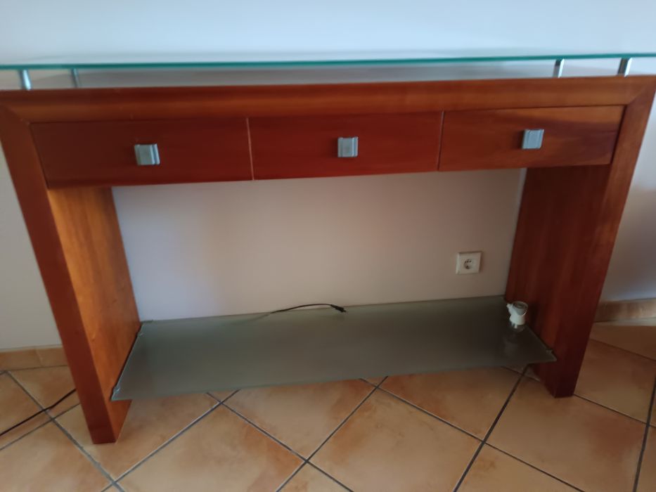 Móvel de corredor