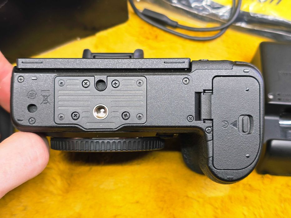 !ЯК НОВИЙ! Nikon Z6 -- 5181 кадр -- ПОВНИЙ комплект!