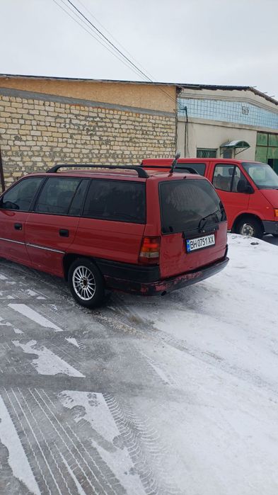 Опель Астра ф 1,6