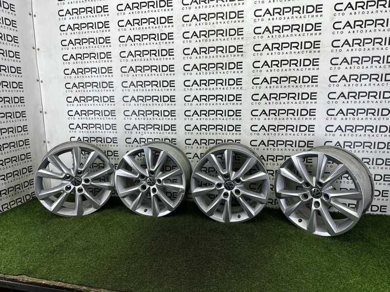 Комплект дисков 5x130 R18 8Jx18H2 ET53 Volkswagen Touareg NF 3.6 CGRA 2013