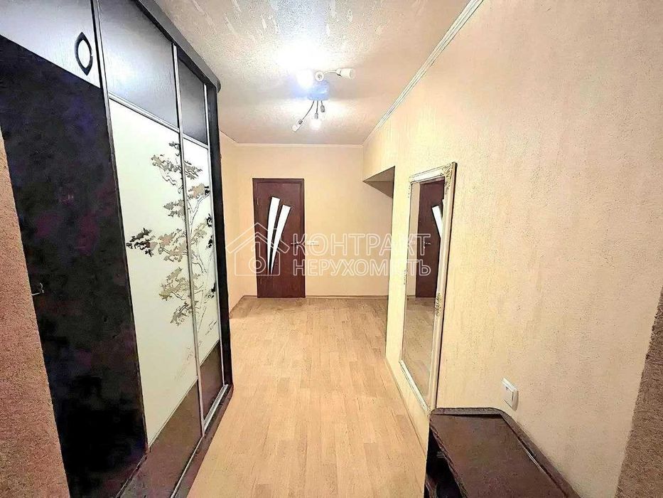 Продаж 3к кв біля метро Перемога,Олексіївка