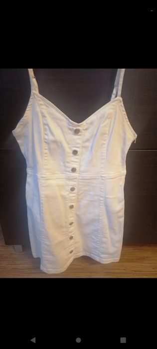 Sukienka w  rozmiarze  L