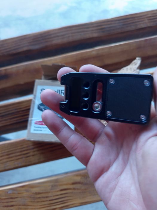SmallRig MD4150 Tracking Quick Release Plate для AirTag – нова, оригінал