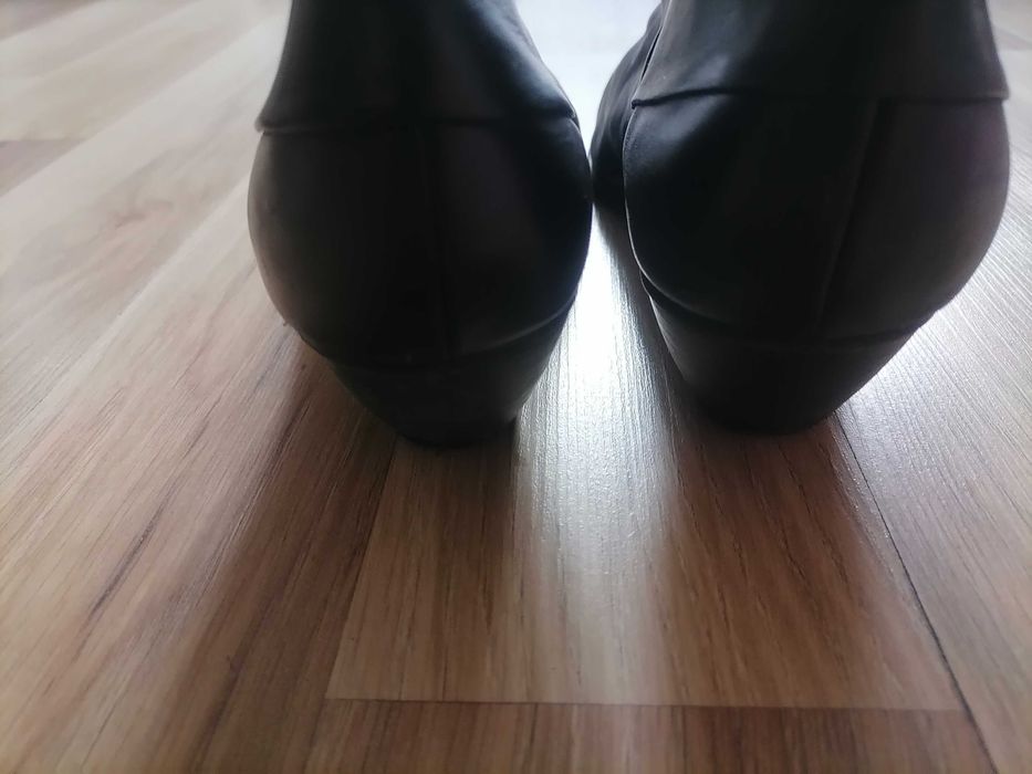 Skórzane botki 5th avenue  40