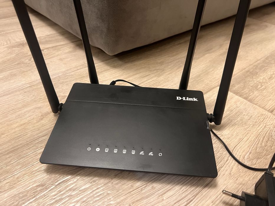 Роутер D-link dir-822