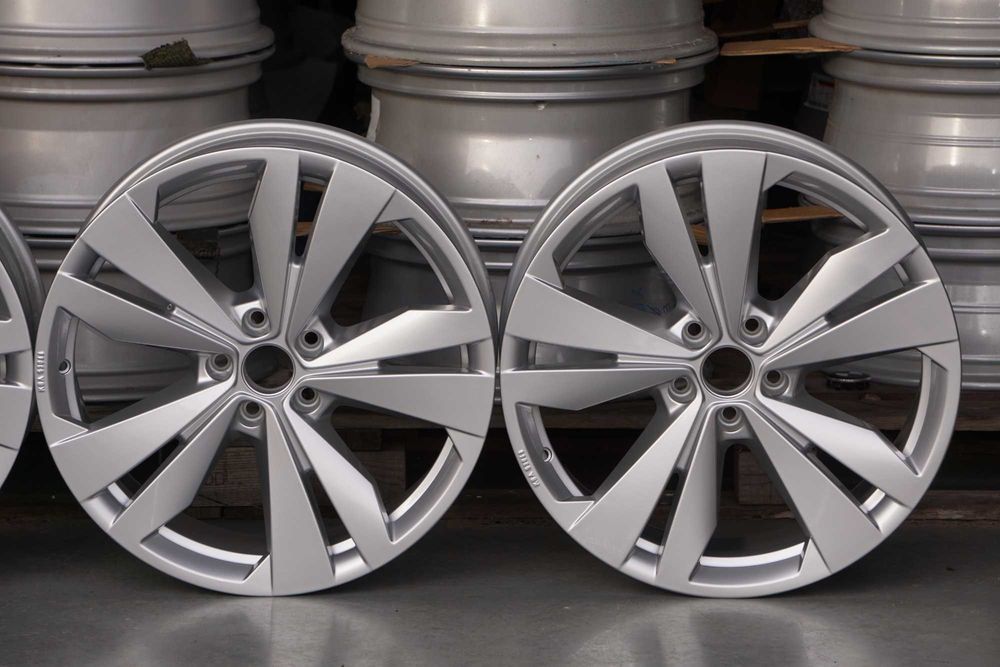 Alufelgi oryginal VW 5x112 8Jx19 et45 cb57,1 jak NOWE! 2022rok!