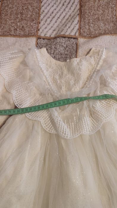 Святкова сукня для дівчаток