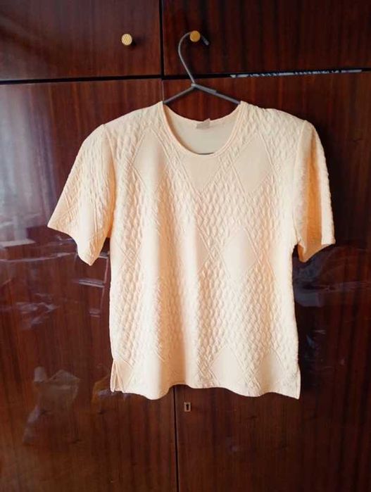 Elegancka bluzka z krótkim rękawem vintage
