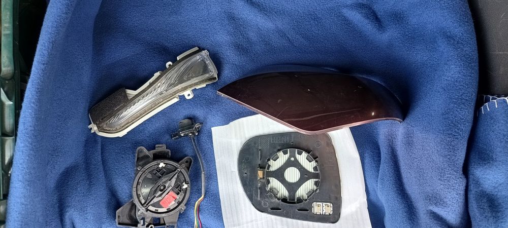 Комплектуючі дзеркала Infinity qx50