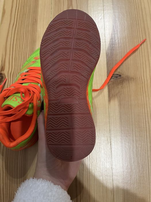 Кросівки для футбола